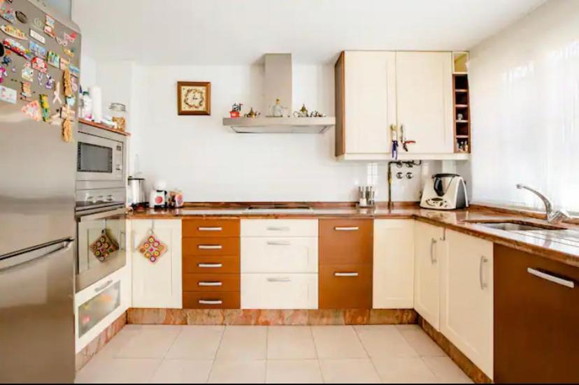 2 La Casa De Marilo Apartment Tomares Bagian luar foto
